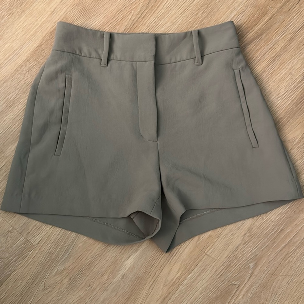 Wilfred trouser shorts crepe